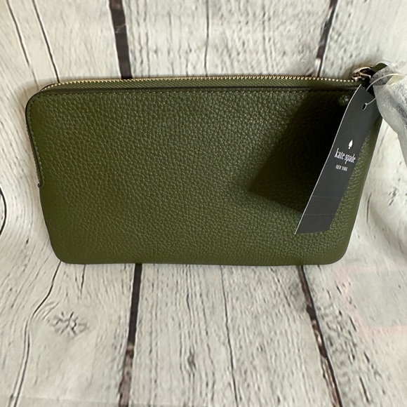 Kate Spade enchanted pebbled leather Leila wristlet - Picture 4 of 9